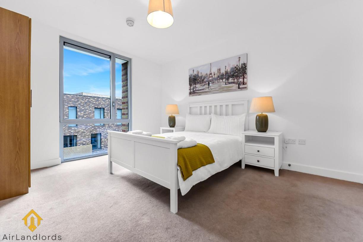 Exclusive 3 Bed 3Bath Penthouse Near Canary Wharf Лондон Екстер'єр фото