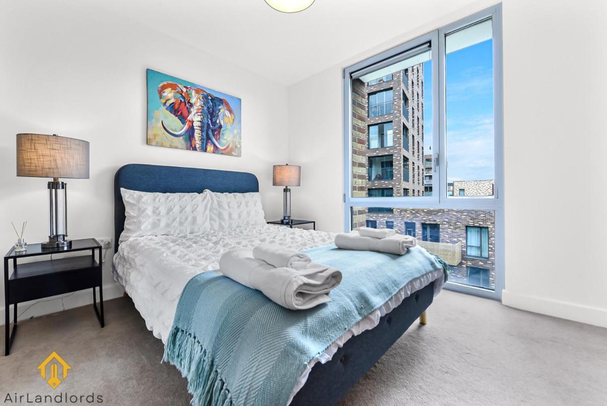 Exclusive 3 Bed 3Bath Penthouse Near Canary Wharf Лондон Екстер'єр фото