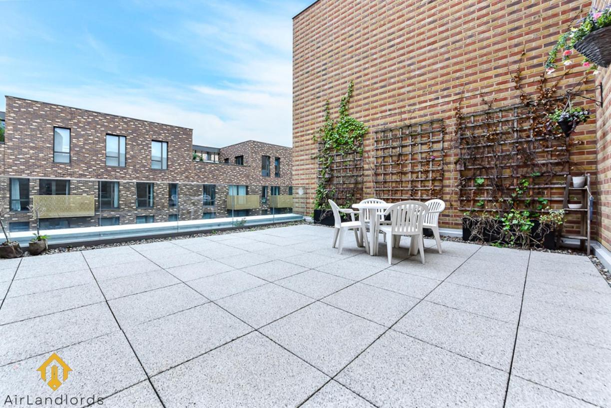 Exclusive 3 Bed 3Bath Penthouse Near Canary Wharf Лондон Екстер'єр фото